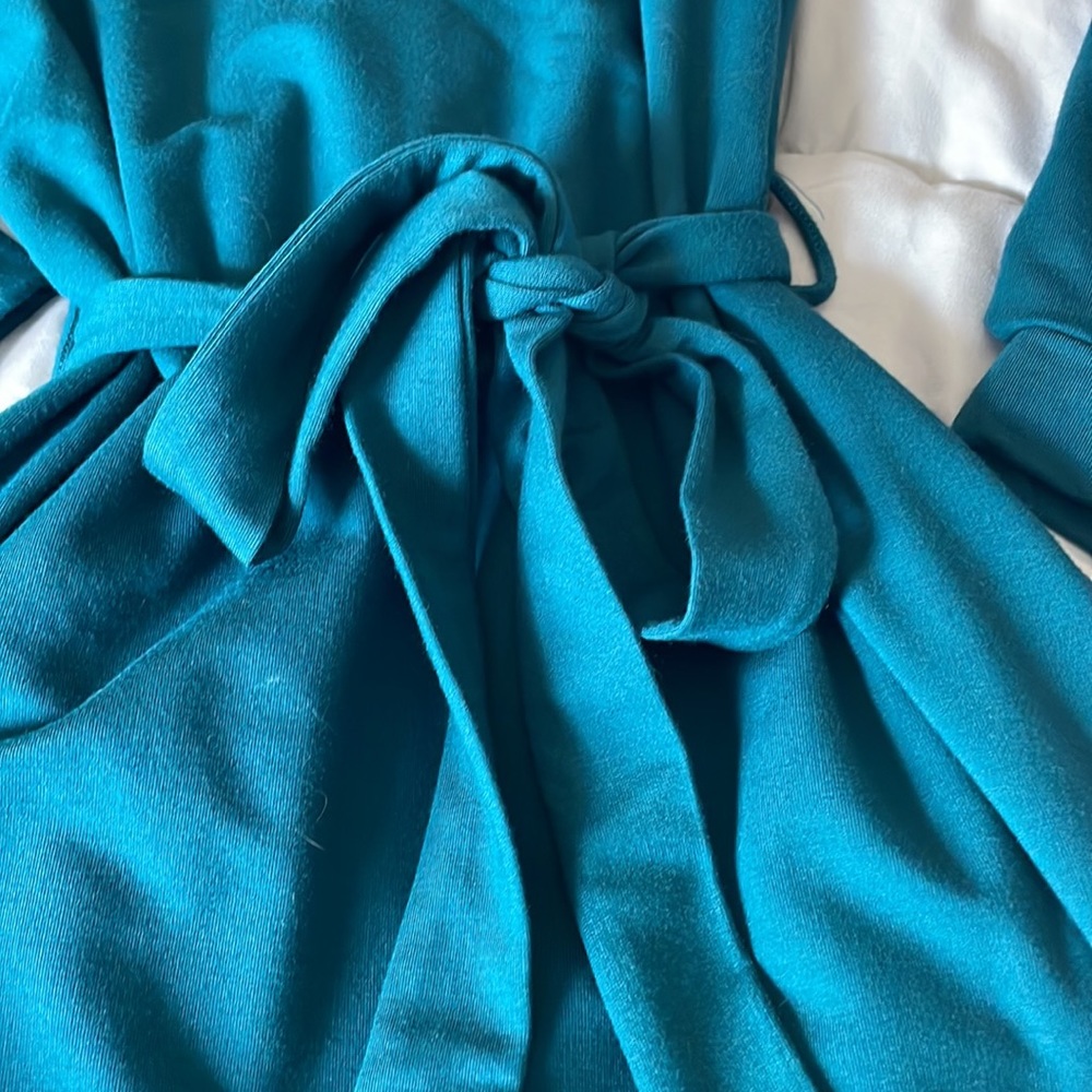 Merrick White long sleeve dress